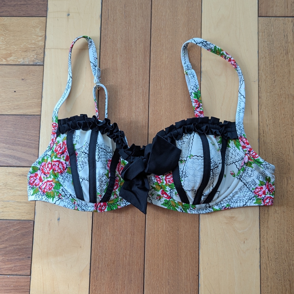 Betsey Johnson Floral Bikini Top with Black Accents | PRICE FIRM